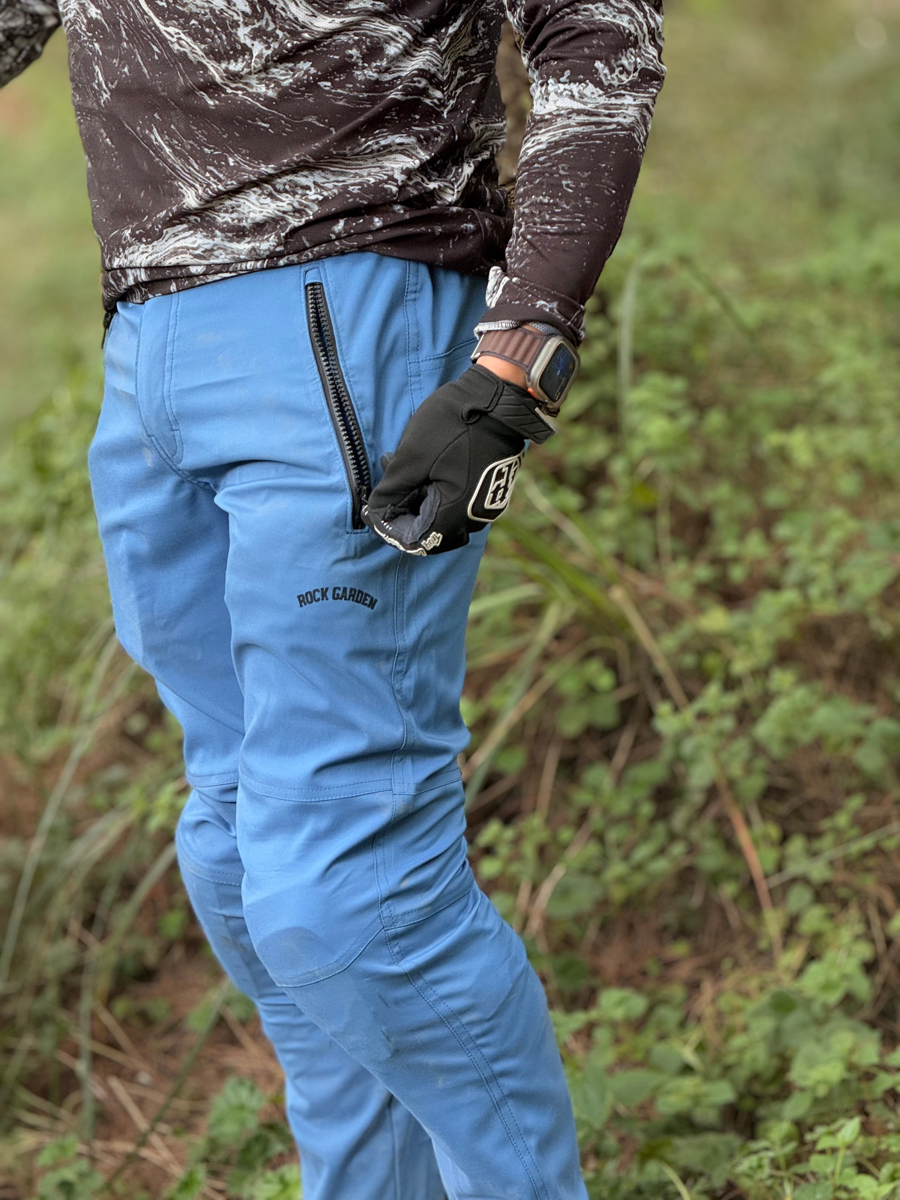 Pantalón soft azul claro