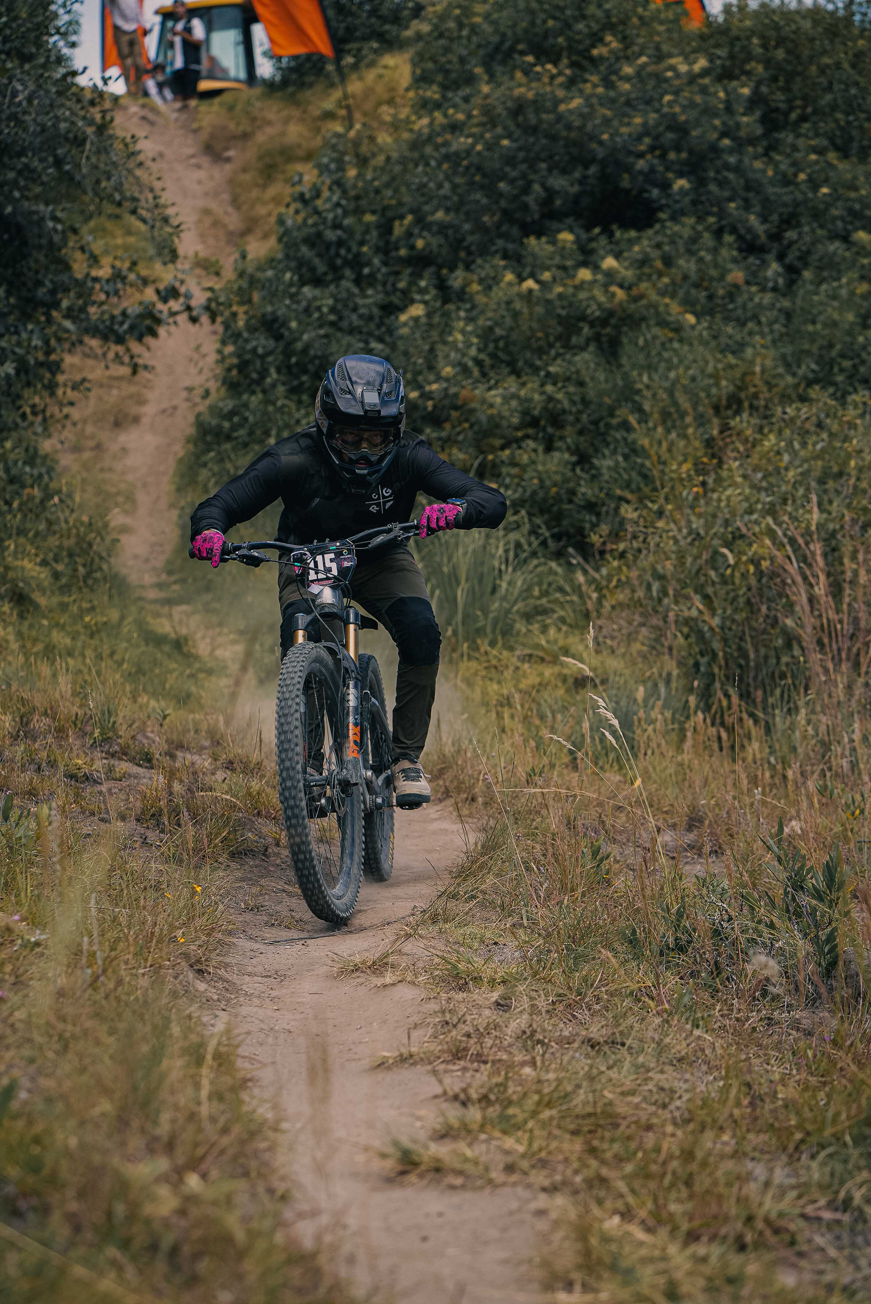 Pantalón flex verde / parches negros