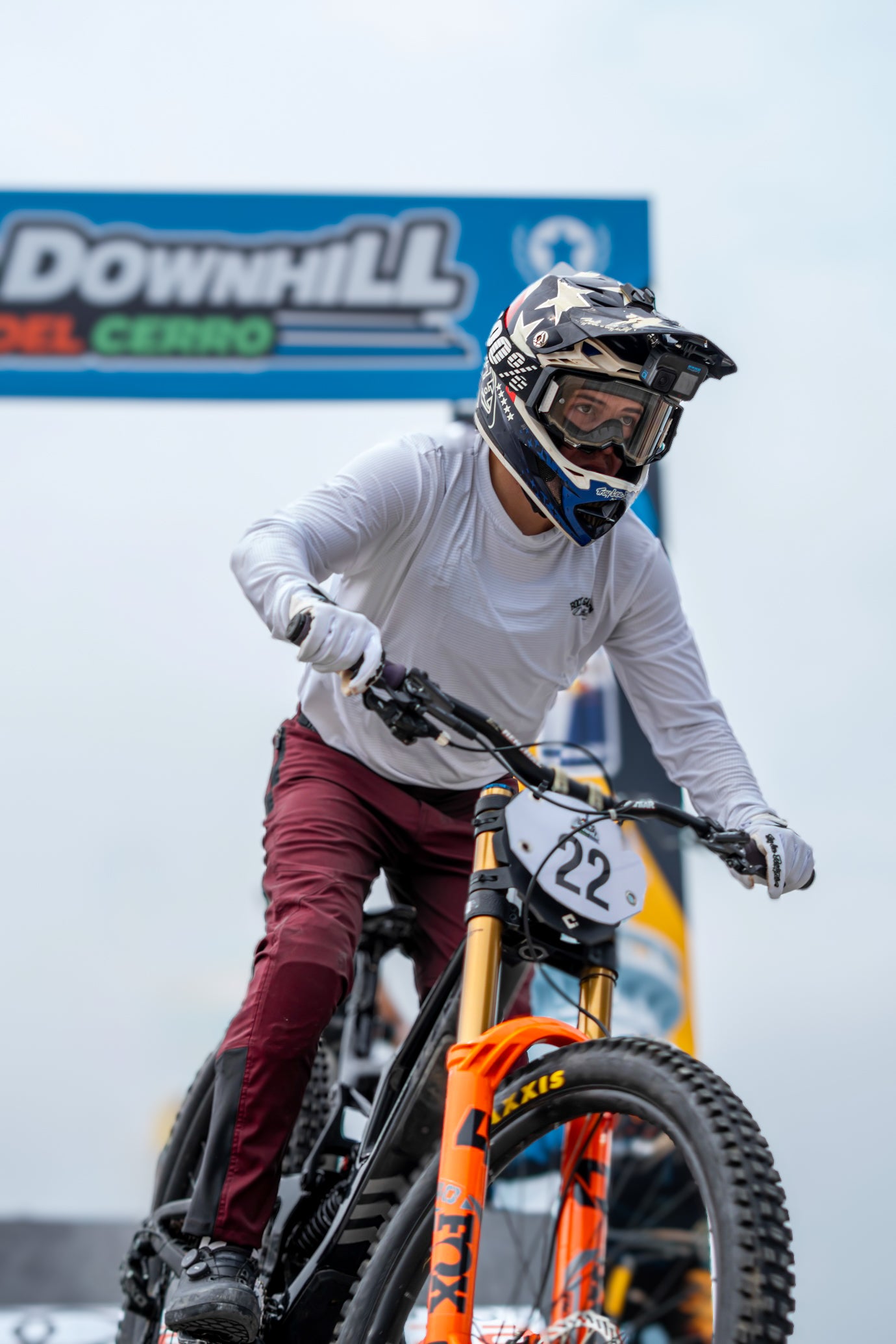 Gravity "Titanium & Wine"