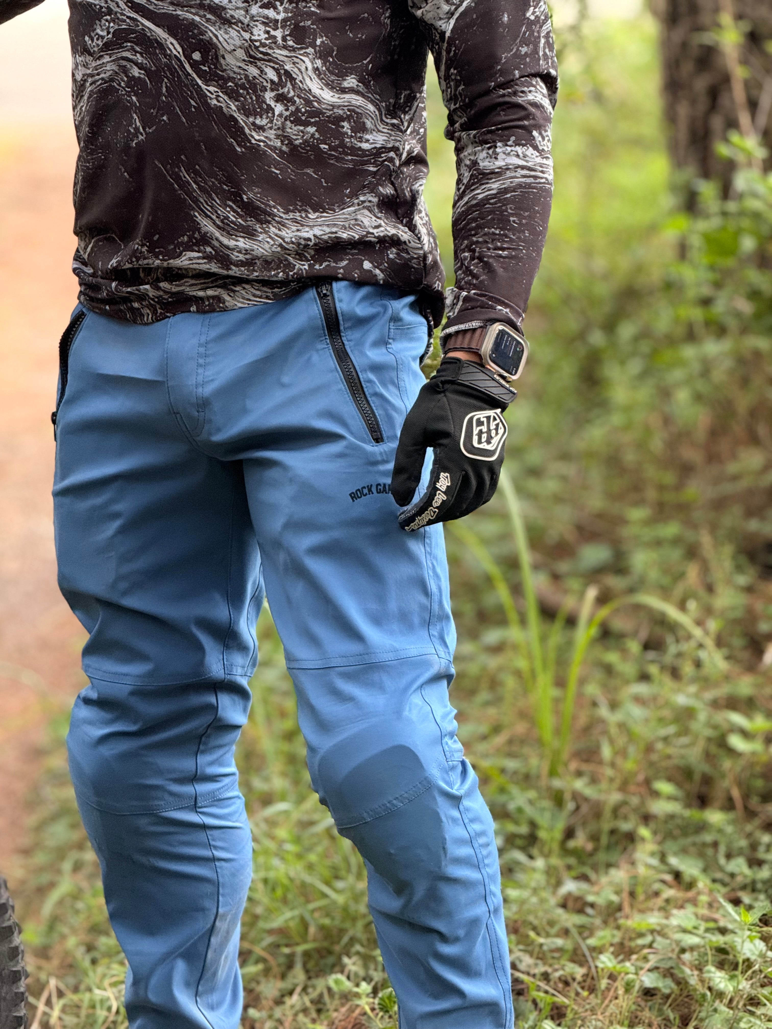 Pantalón soft azul claro